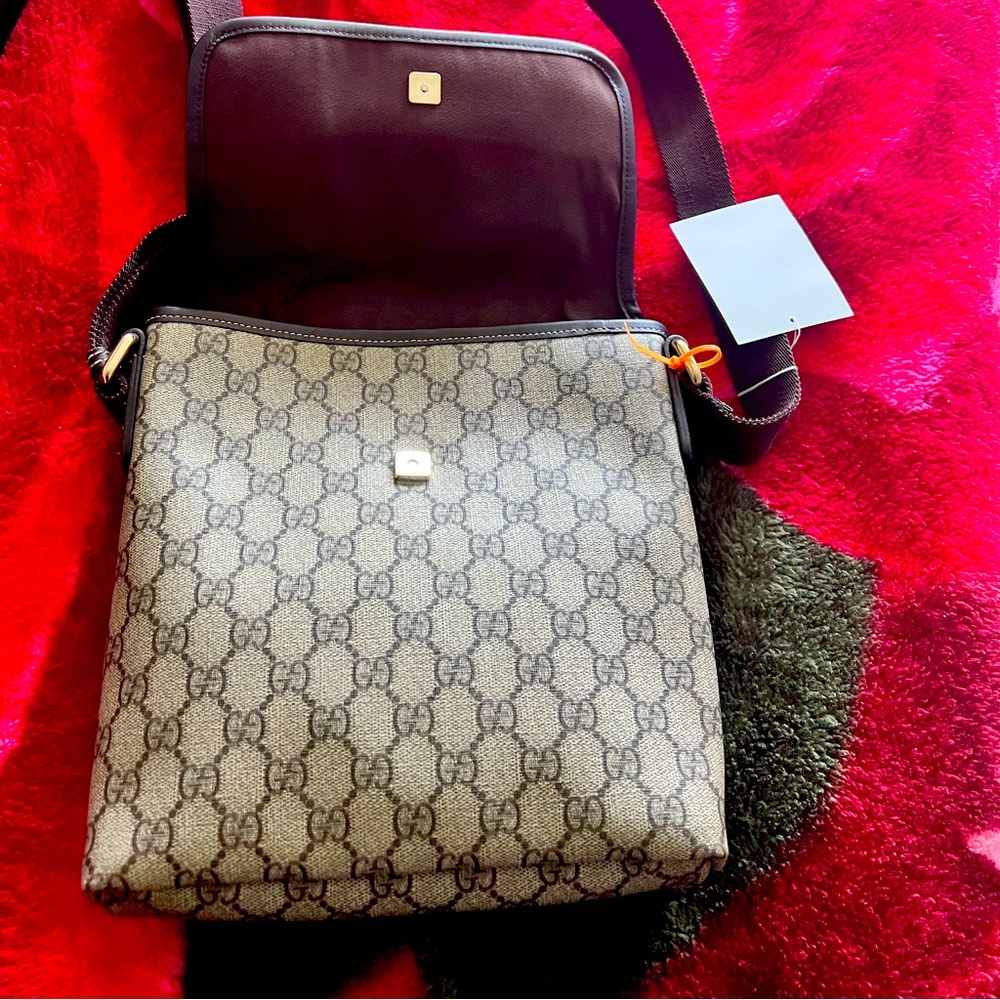 Gucci crossbody handbag
